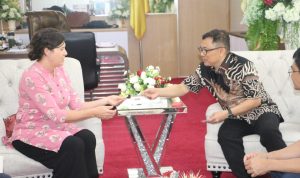 70B9985E-D994-407D-9DDB-5ECB5334EEB0