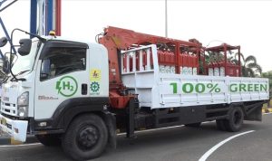 Tabung-green-hydrogen-diangkut-menggunakan-truk-untuk-supply-utama-hydrogen-refueling-station-kendaraan-hidrogen