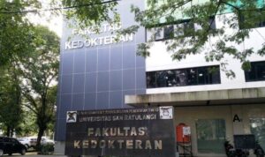 fakultas-kedokteran-unsrat-3333888_11zon